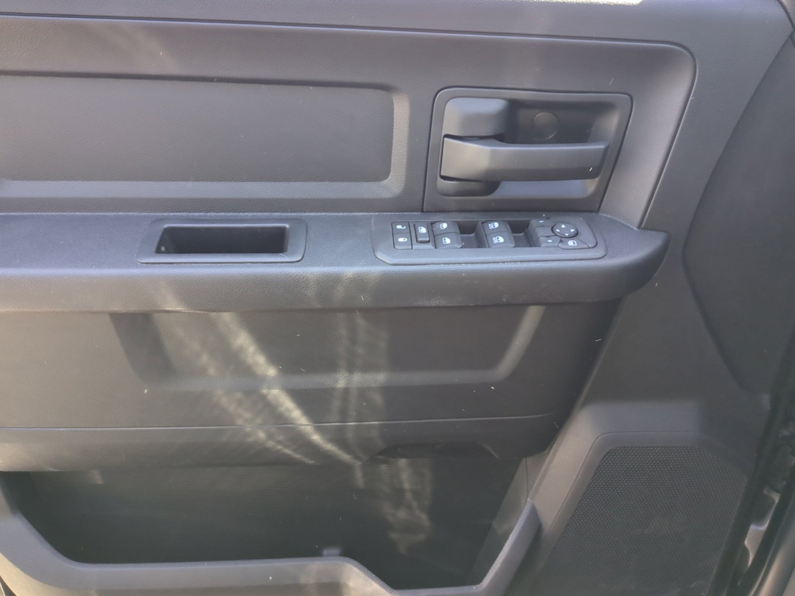 2025 RAM 2500 Tradesman - Photo 14