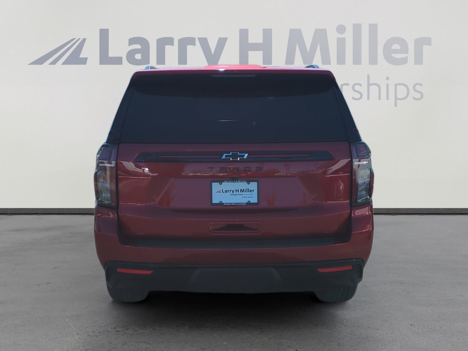 2023 Chevrolet Tahoe Z71 photo 2