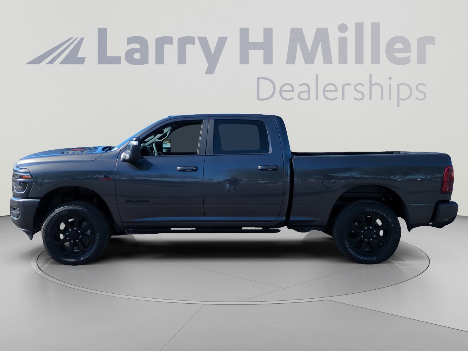 2026 RAM 2500 Laramie - Photo 2