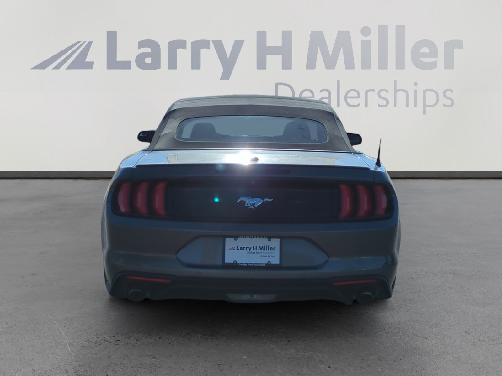 2019 Ford Mustang EcoBoost Premium photo 4