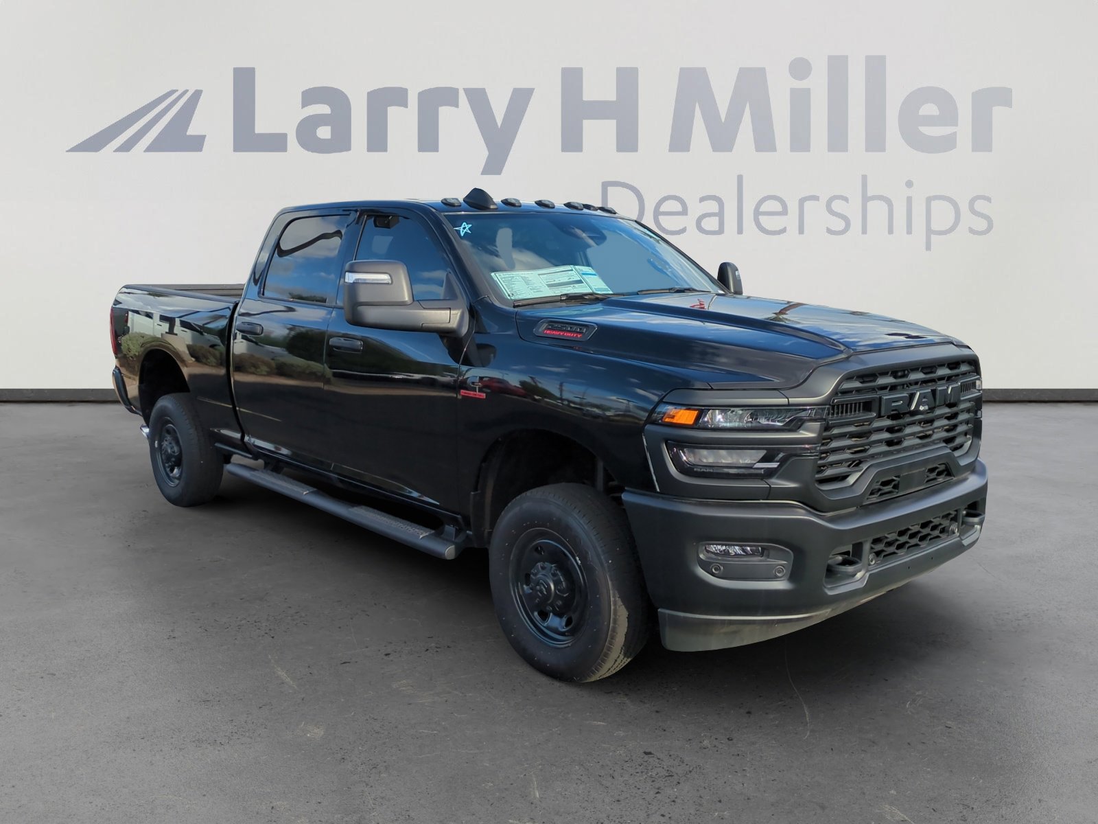 2025 RAM 2500 Tradesman - Photo 7