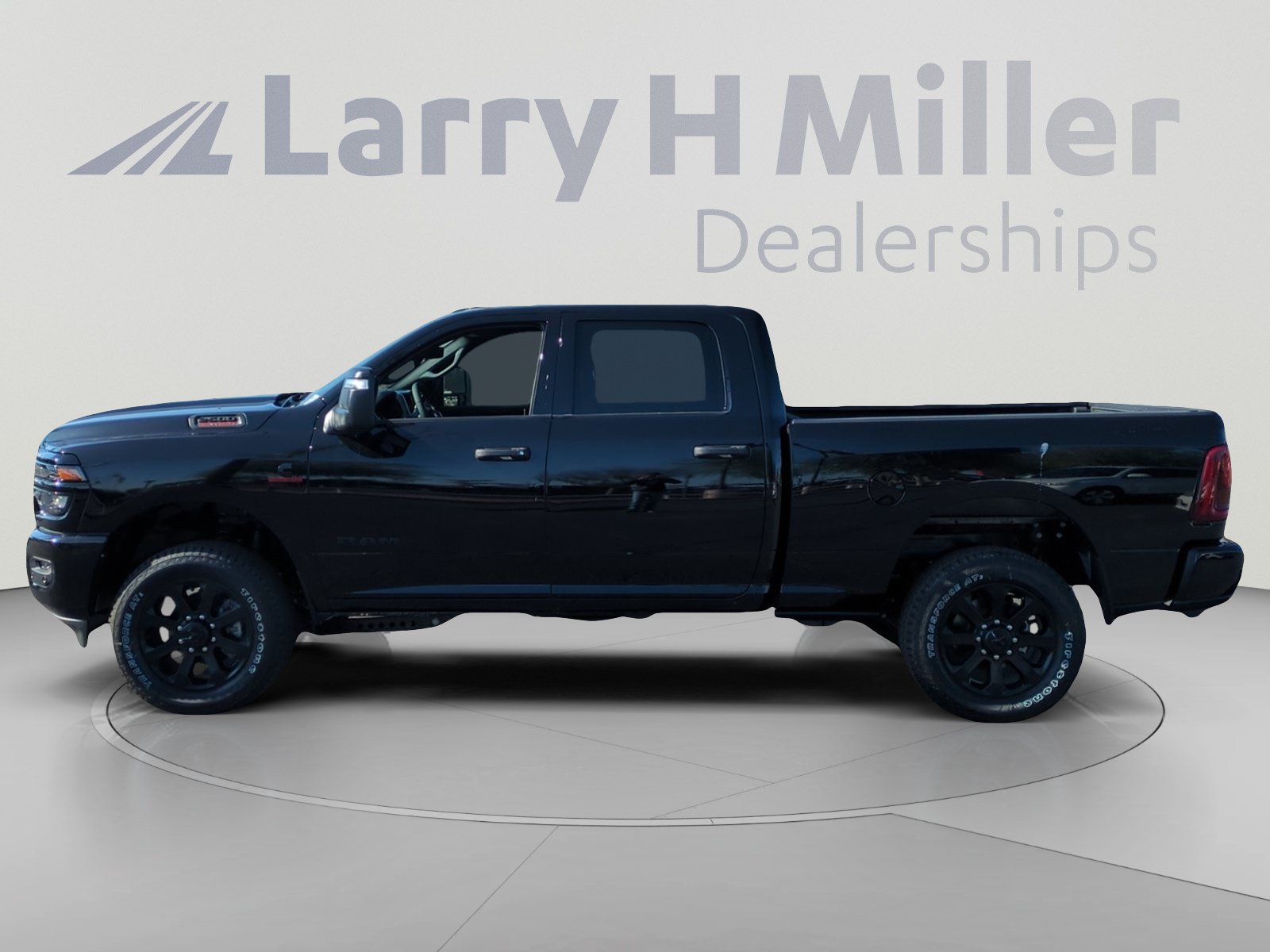 2026 RAM 2500 Big Horn - Photo 2