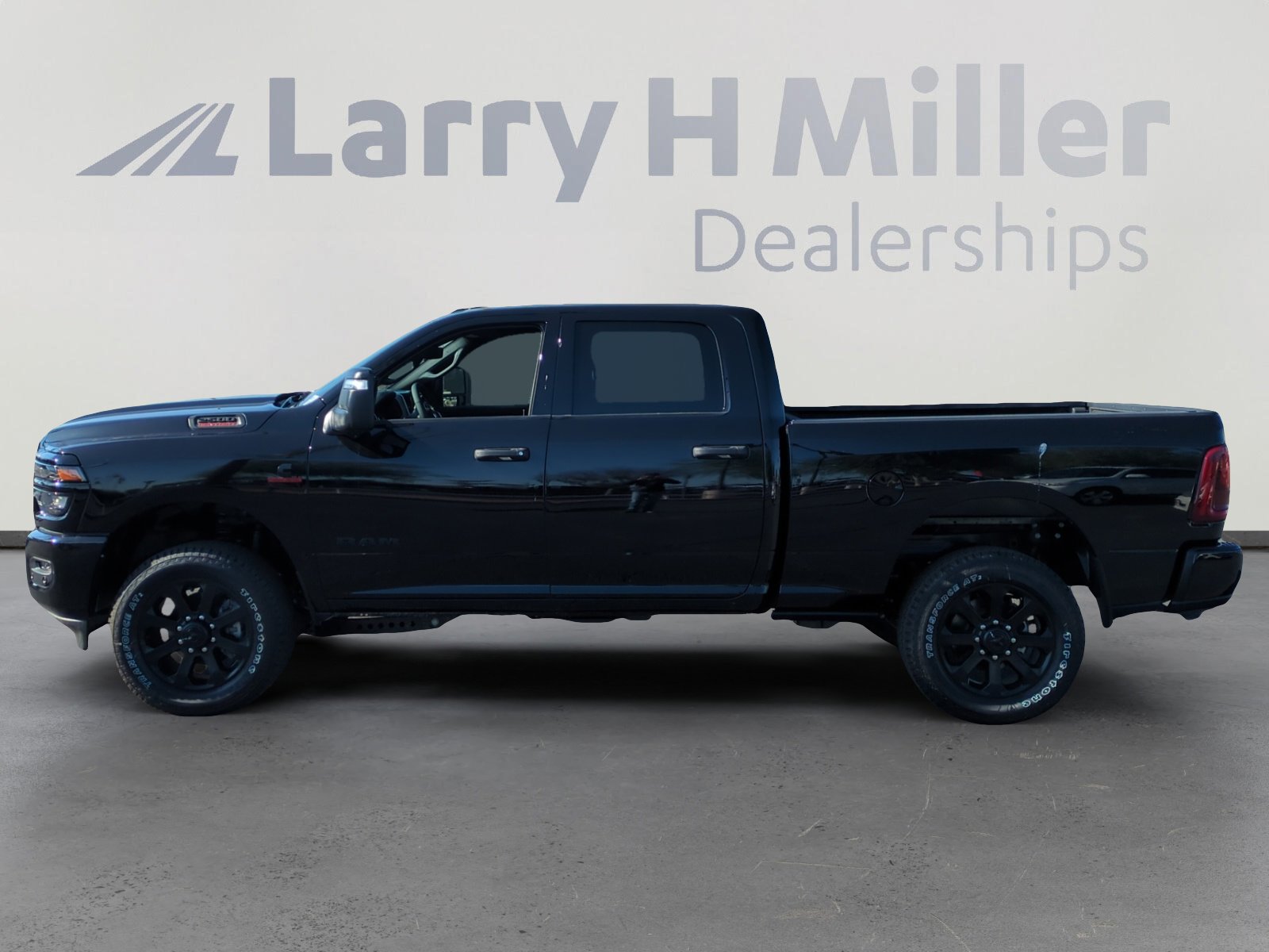 2026 Ram 2500 Big Horn photo 2