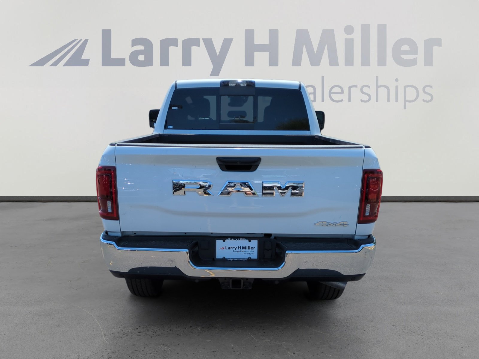 2025 Ram 2500 Tradesman photo 4
