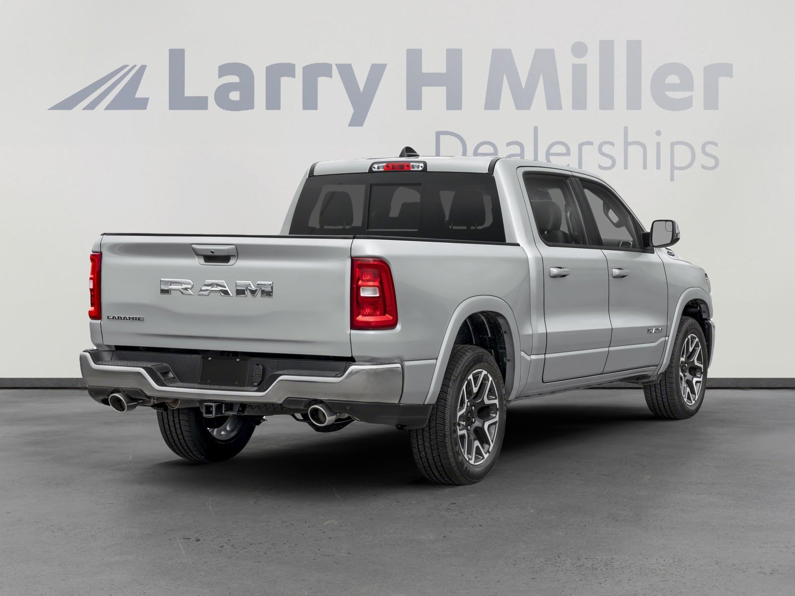 2026 Ram 1500 Laramie photo 2