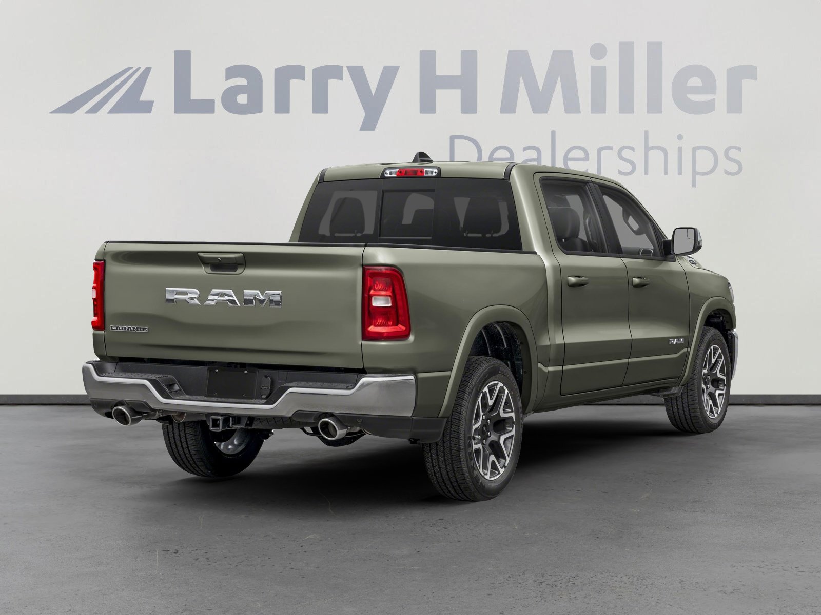 2026 Ram 1500 Laramie photo 2