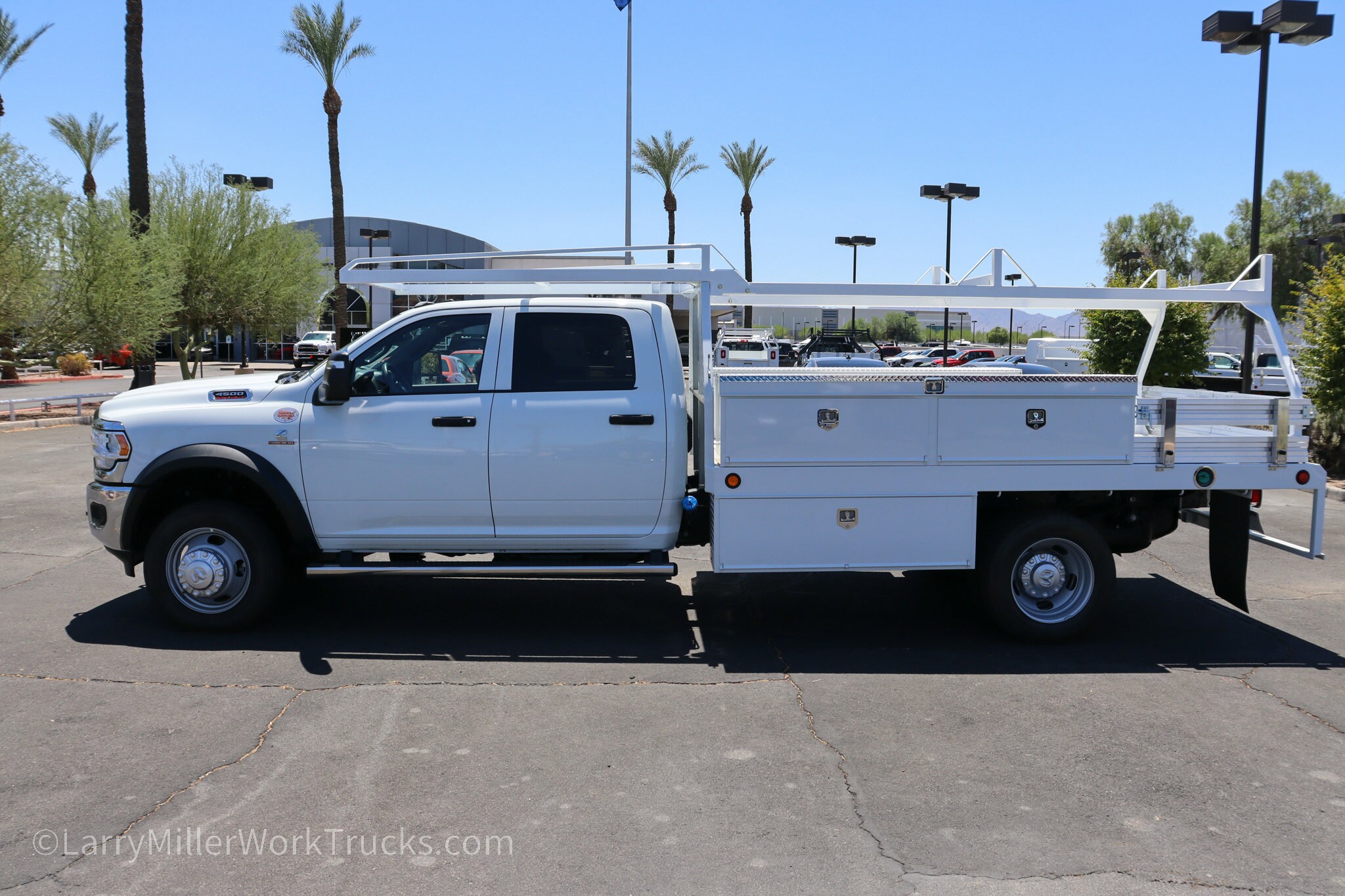 2026 Ram 4500 Tradesman photo 2