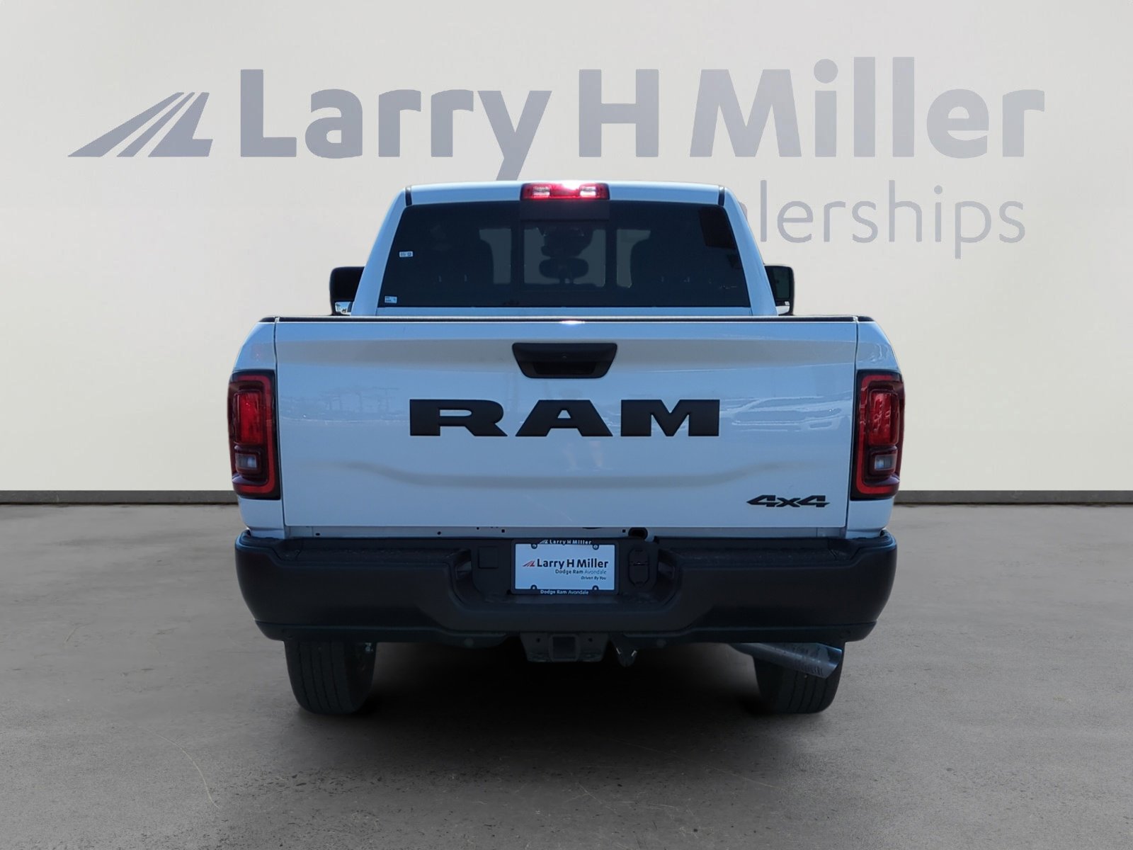 2025 Ram 2500 Tradesman photo 4