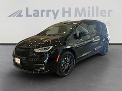 New 2026 Chrysler Pacifica Denver, CO