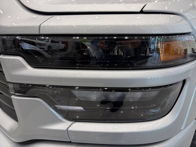 2026 RAM 2500 Big Horn - Photo 9