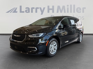Used 2023 Chrysler Pacifica Touring L Van Passenger Van Denver, CO