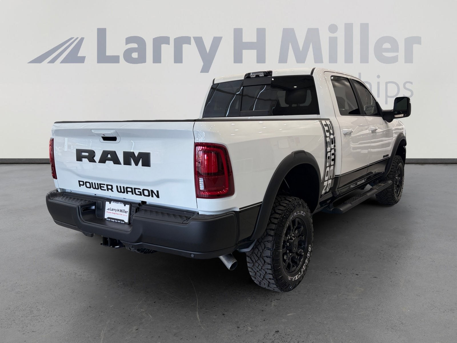 2026 RAM 2500 Power Wagon - Photo 5