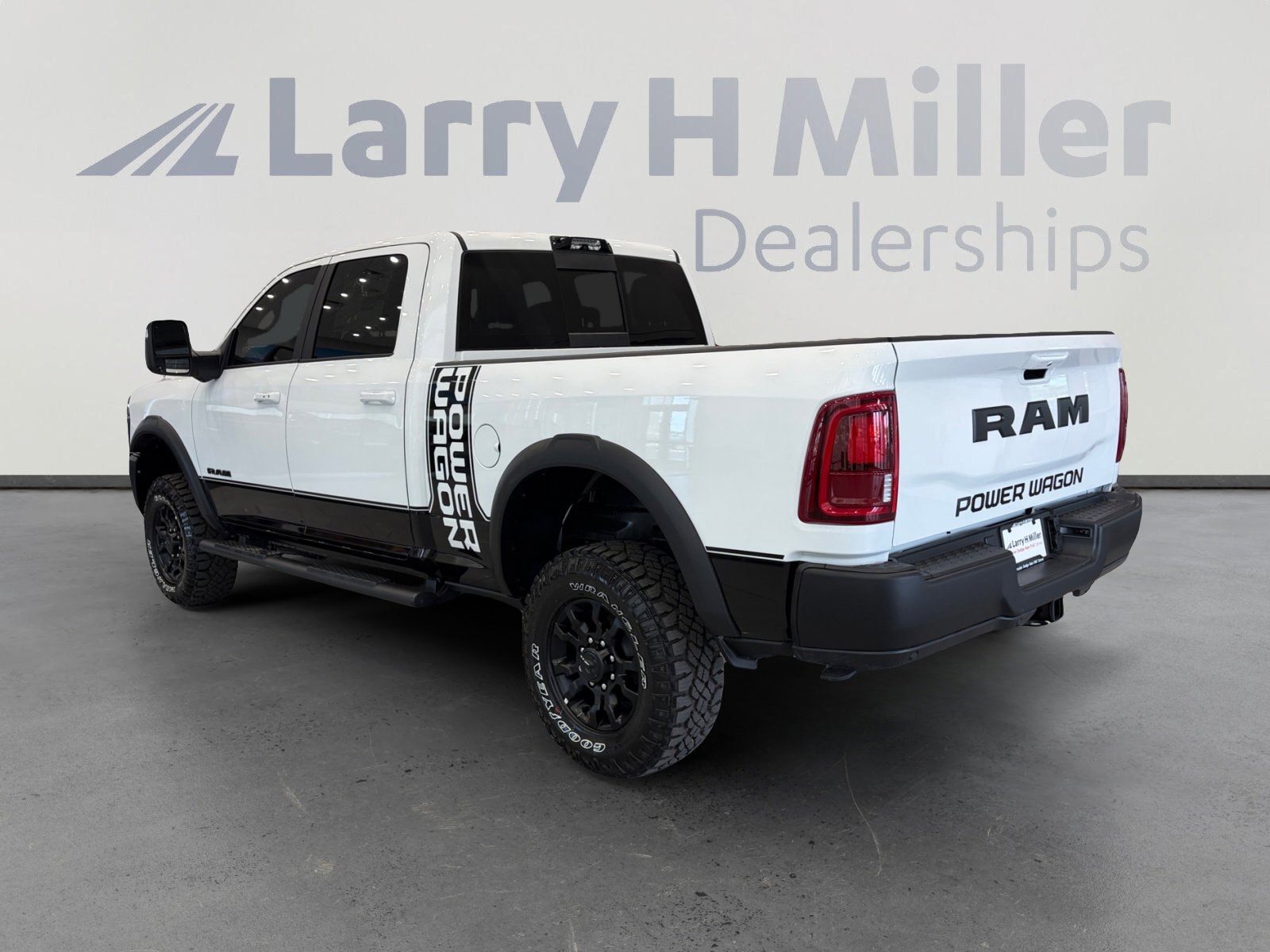 2026 RAM 2500 Power Wagon - Photo 3
