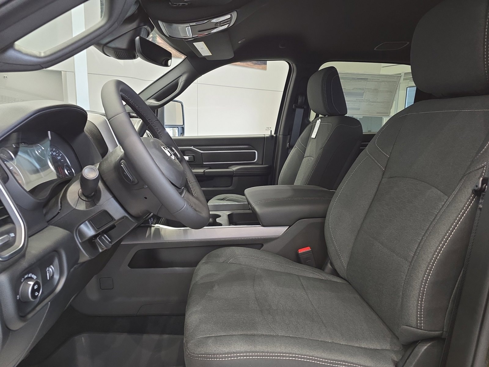 2025 RAM 2500 Big Horn - Photo 12