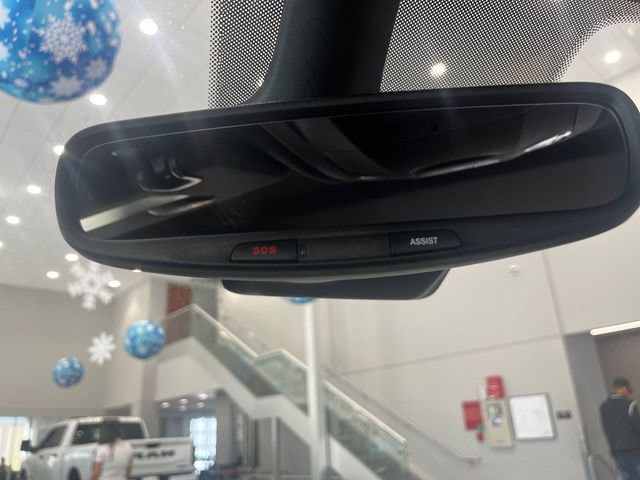 2025 Chrysler Pacifica Select - Photo 22