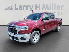 New 2025 Ram 1500 BIG HORN CREW CAB 4X4 5'7 BOX Pickup Denver, CO