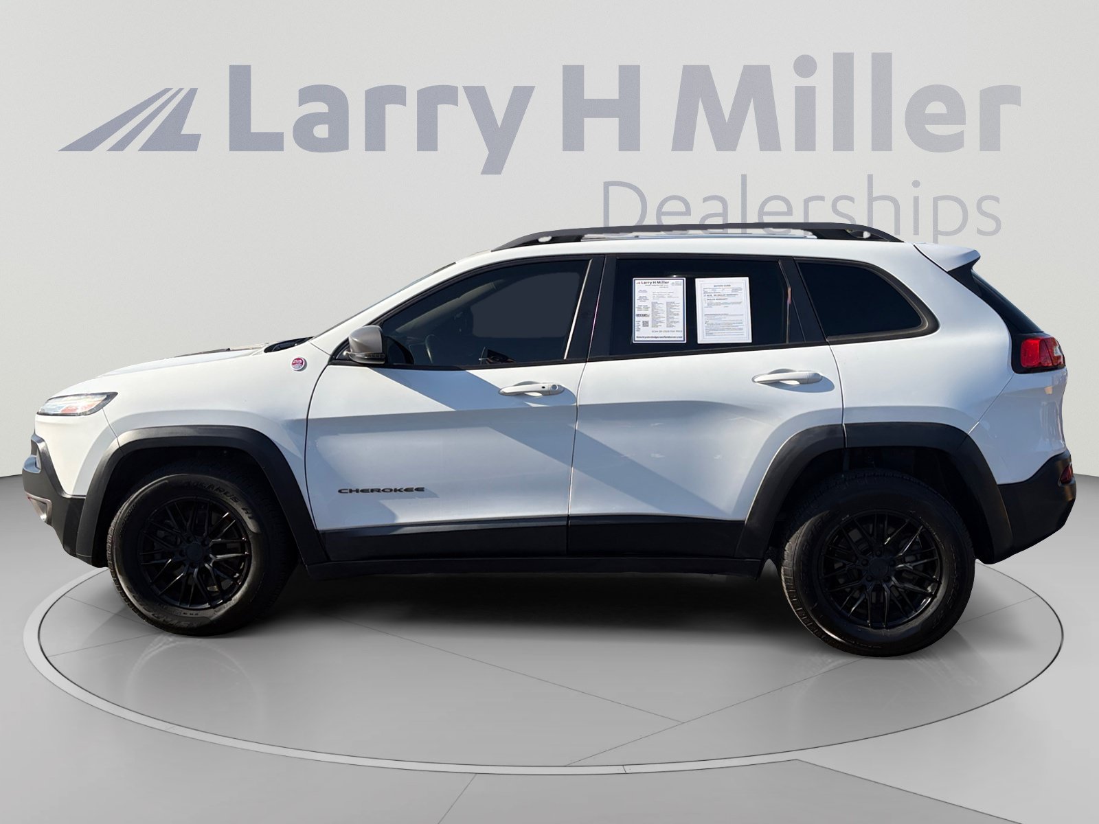 Used 2017 Jeep Cherokee Trailhawk 4x4 SUV