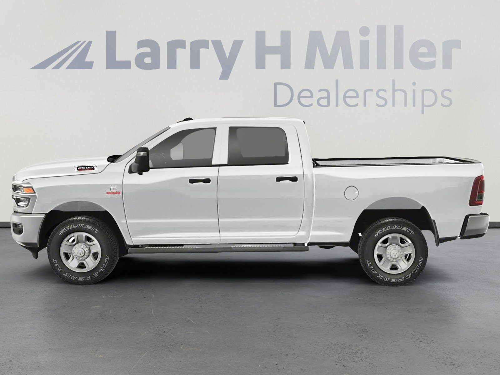 2025 Ram 2500 Tradesman photo 2