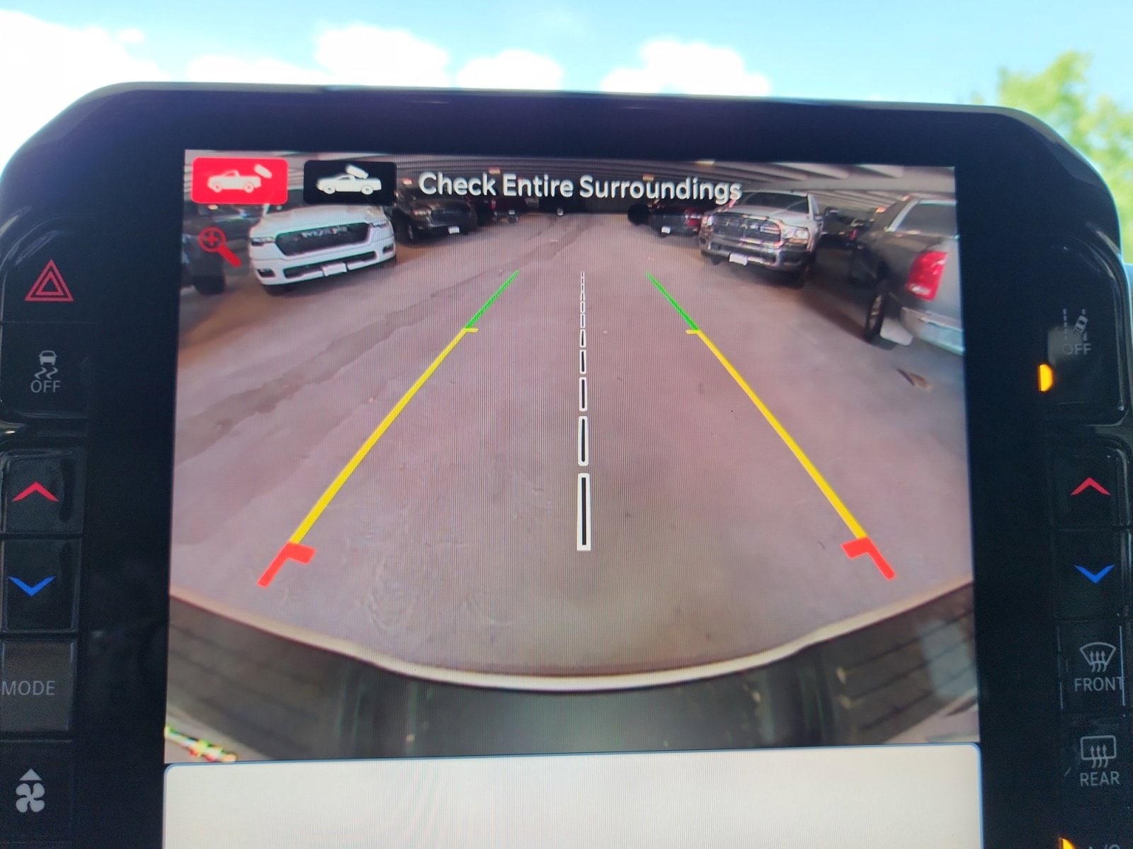 2025 RAM 2500 Laramie - Photo 29