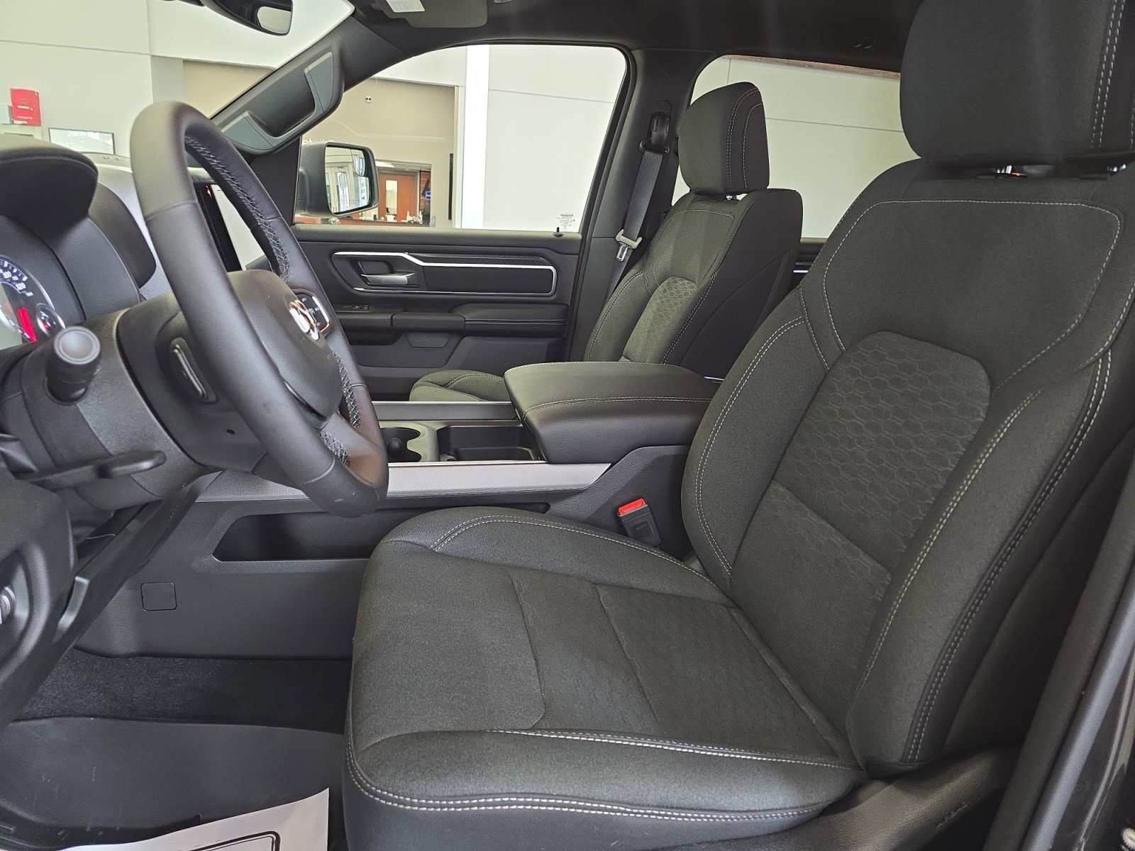 2025 RAM 1500 Big Horn/Lone Star - Photo 12