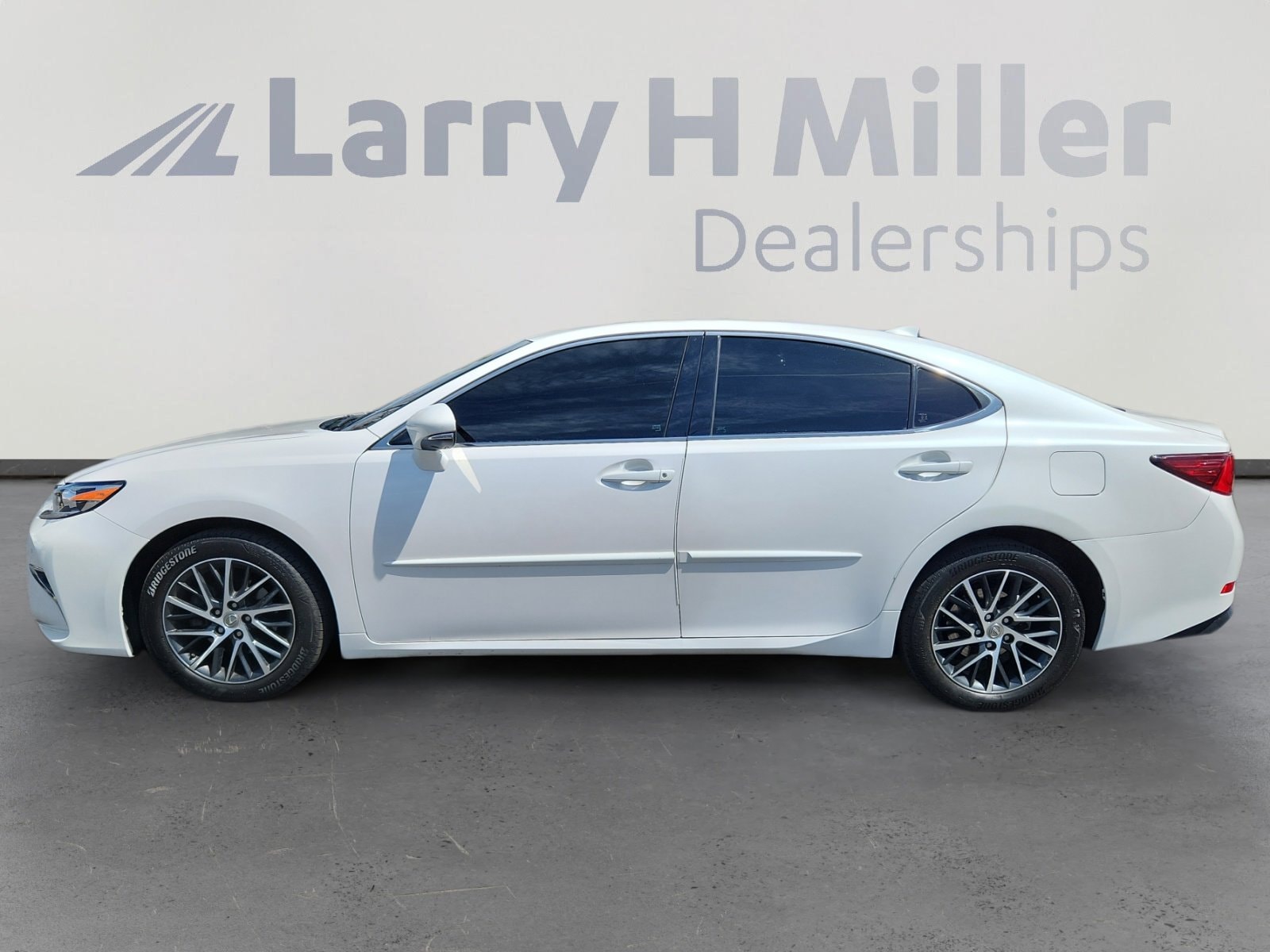Used 2016 Lexus ES 350 with VIN 58ABK1GG0GU025614 for sale in Aurora, CO
