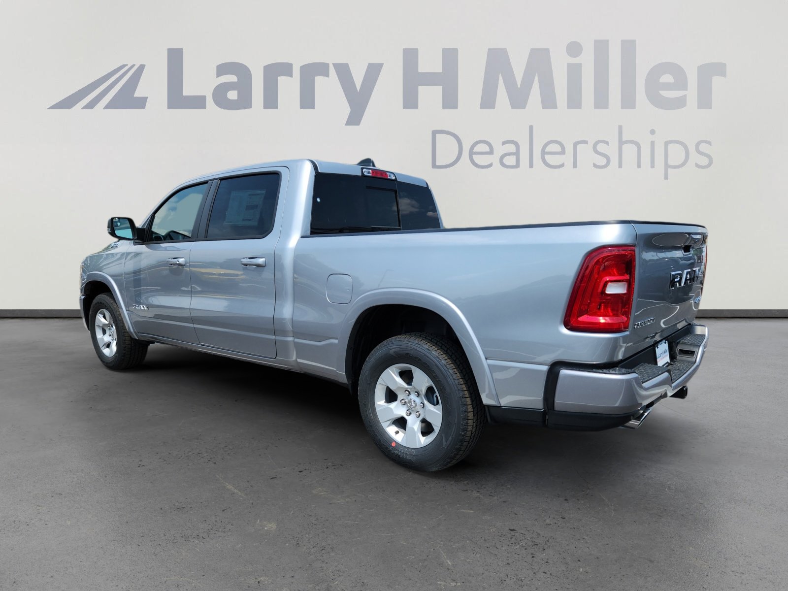 2025 Ram 1500 Big Horn photo 3