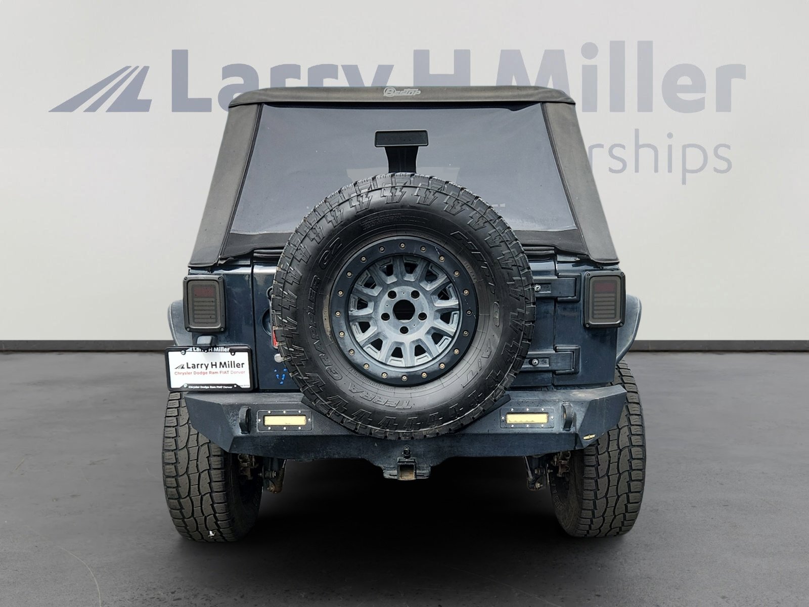 2017 Jeep Wrangler Unlimited Sport Big Bear photo 4