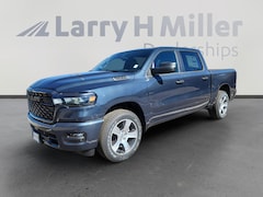 New 2026 Ram 1500 EXPRESS CREW CAB 4X4 5'7 BOX Pickup Denver, CO