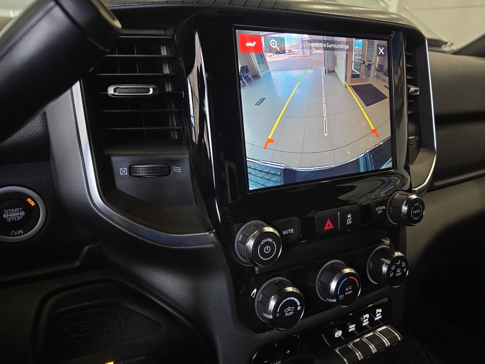 2025 RAM 2500 Big Horn - Photo 24