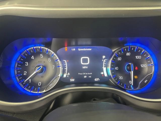 2025 Chrysler Pacifica Select - Photo 16