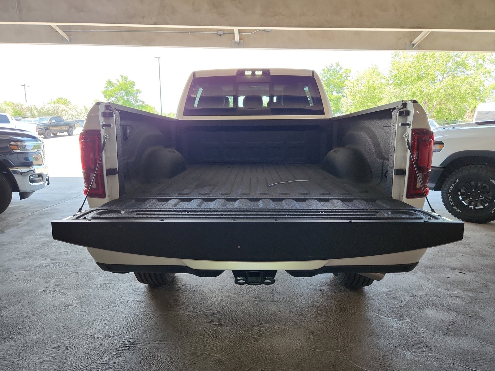 2025 RAM 2500 Laramie - Photo 34