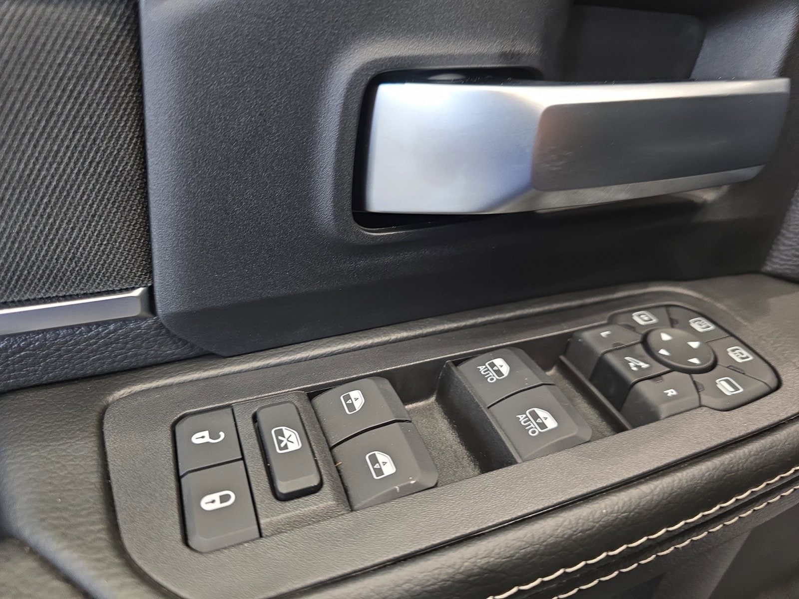 2025 RAM 2500 Big Horn - Photo 14