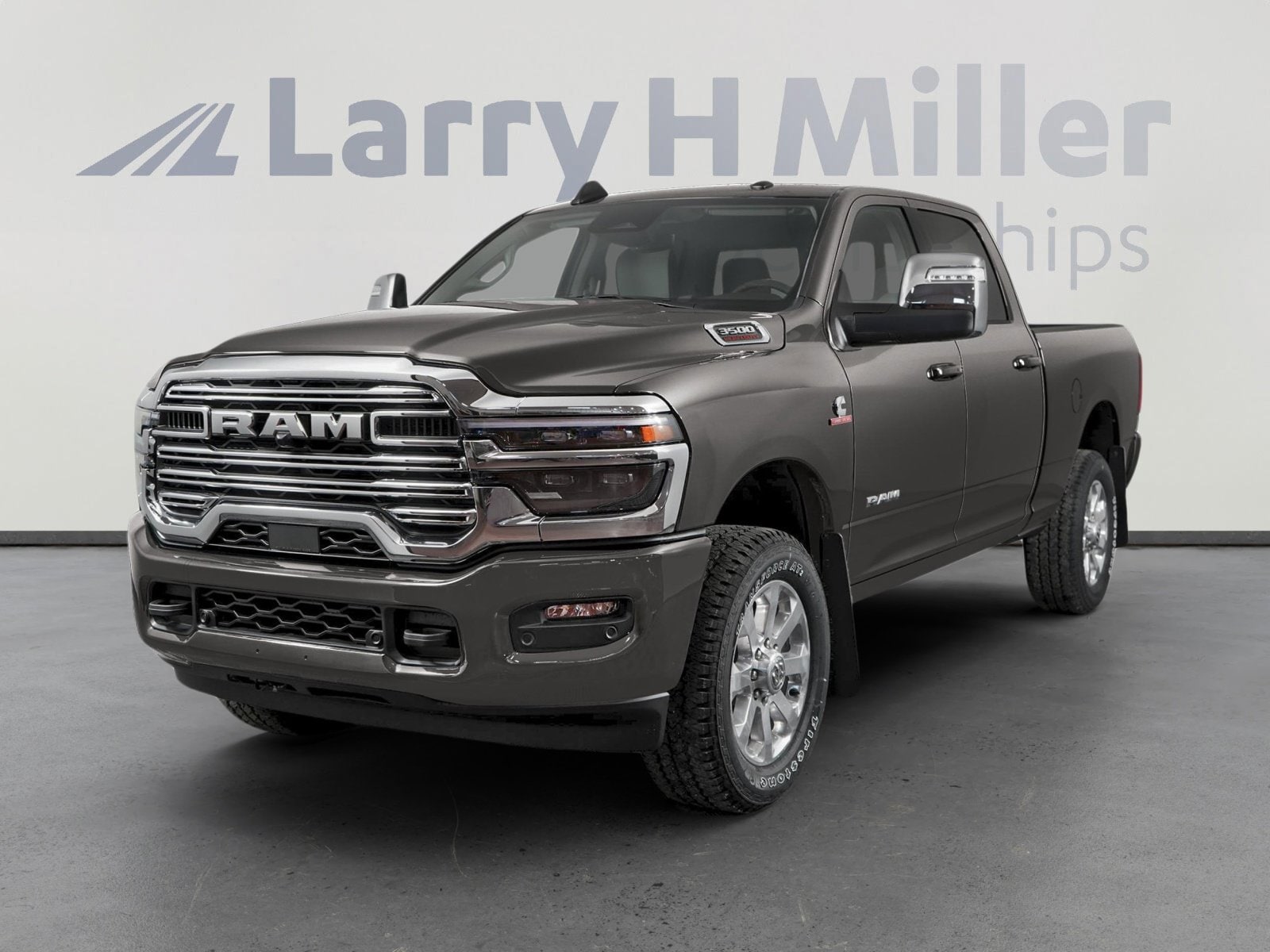 2026 RAM 3500 Laramie 4X4 Crew Cab LWB's photo