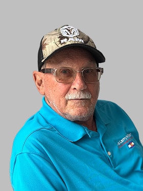 Staff member Ira Tew from ID_f57615561776