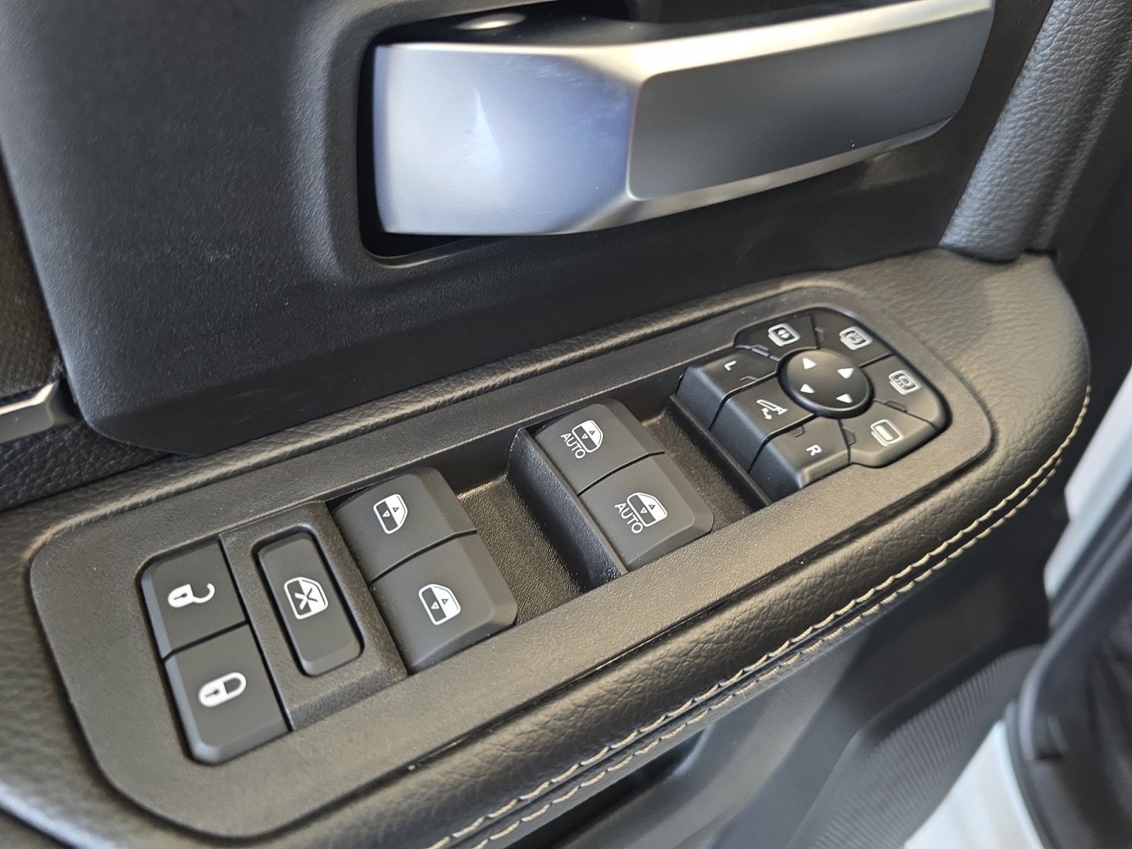2025 RAM 2500 Big Horn - Photo 14