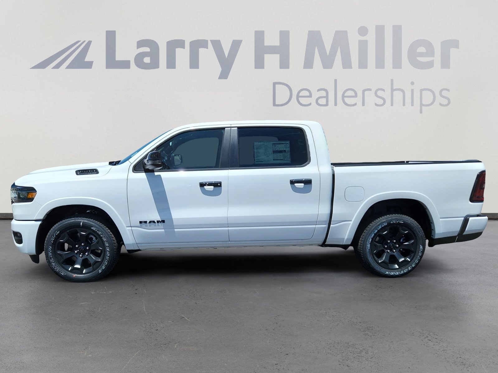 2025 Ram 1500 Big Horn Lone Star photo 2