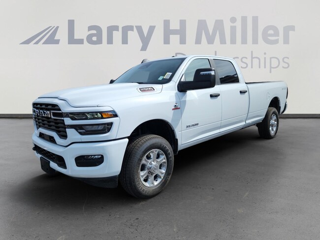 New 2025 Ram 2500 BIG HORN CREW CAB 4X4 8' BOX Denver, CO New 2025 Ram 2500 BIG HORN CREW CAB 4X4 8' BOX Pickup Denver, CO