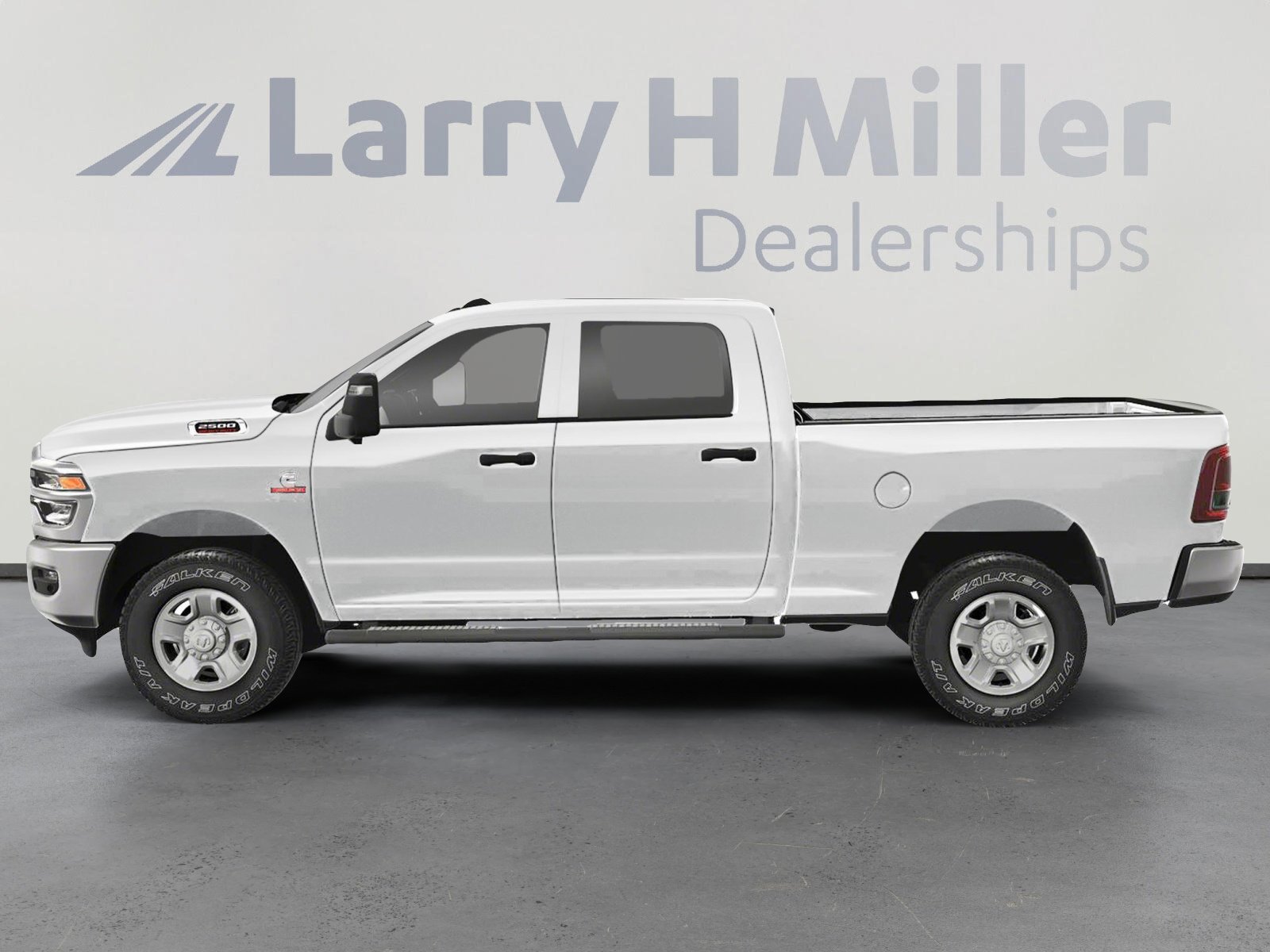 2025 Ram 2500 Tradesman photo 2