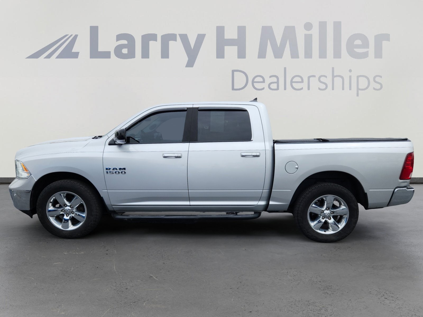 Used 2016 RAM Ram 1500 Pickup Big Horn with VIN 1C6RR7LG7GS314460 for sale in Aurora, CO