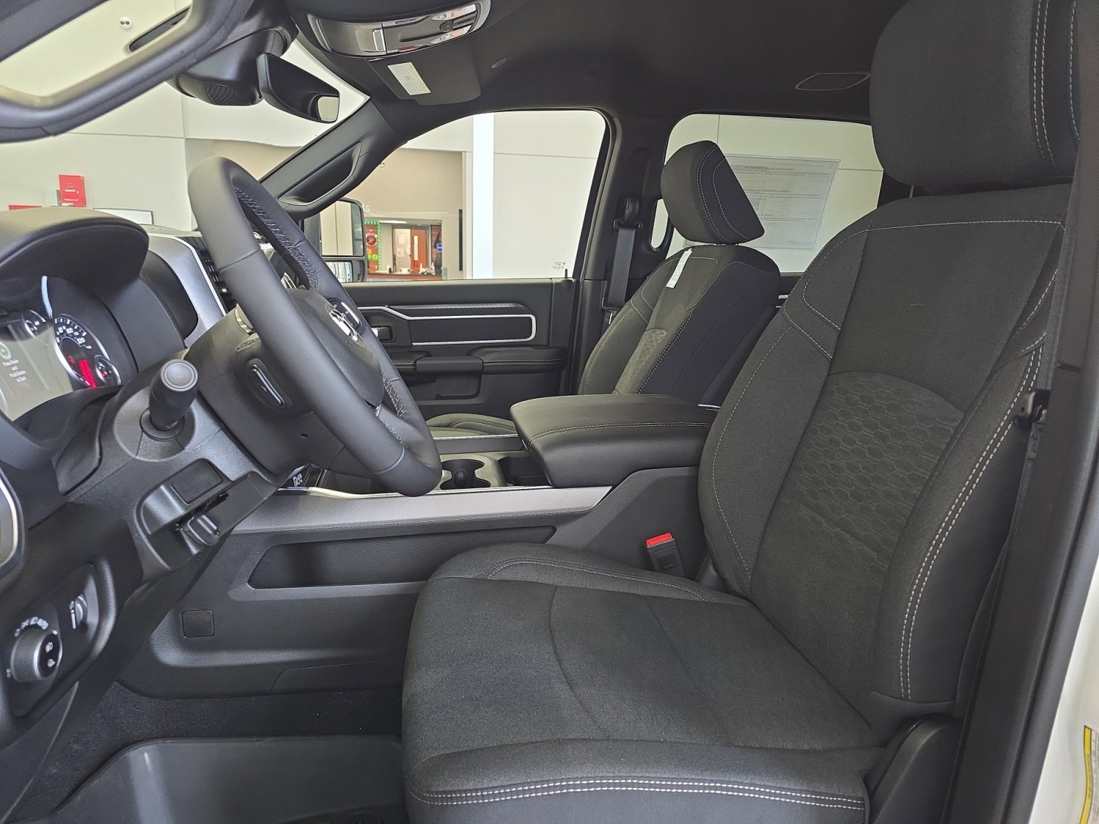 2025 RAM 2500 Big Horn - Photo 12