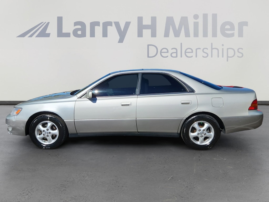 Used 1998 Lexus ES 300 Base Sedan