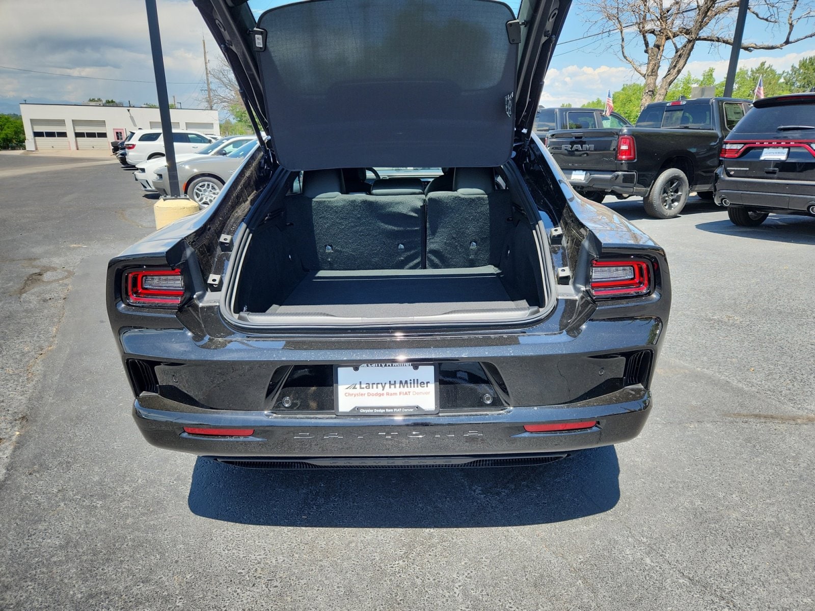 2025 Dodge Charger Daytona R/T - Photo 33