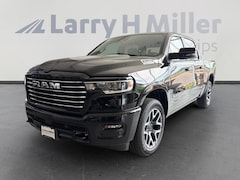 New 2026 Ram 1500 LARAMIE CREW CAB 4X4 5'7 BOX Pickup Denver, CO
