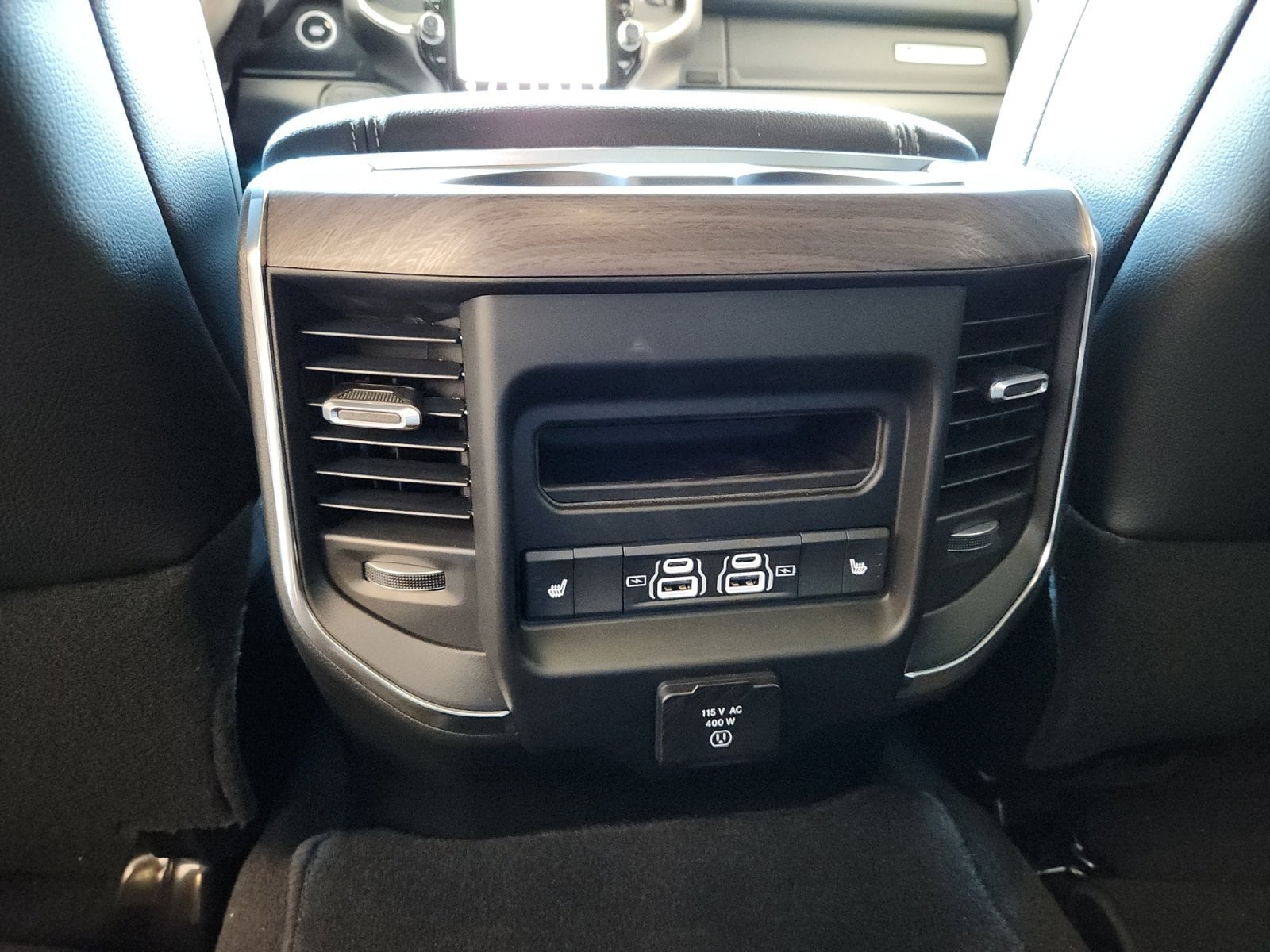 2025 RAM 2500 Laramie - Photo 32