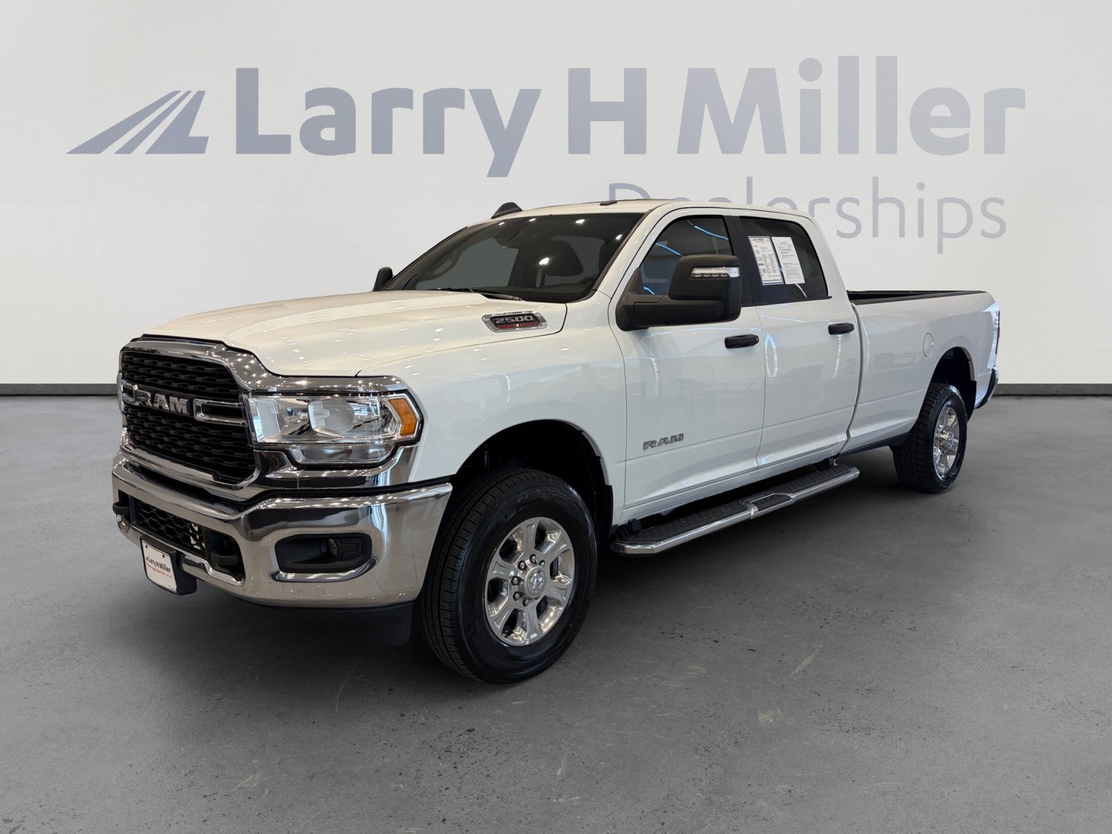 2024 RAM 2500 Big Horn 4X4 Crew Cab LWB's photo