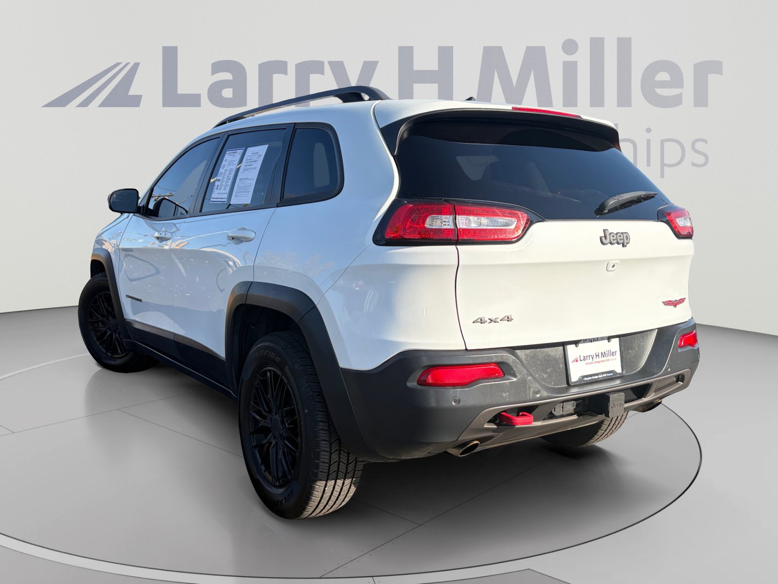 Used 2017 Jeep Cherokee Trailhawk 4x4 SUV