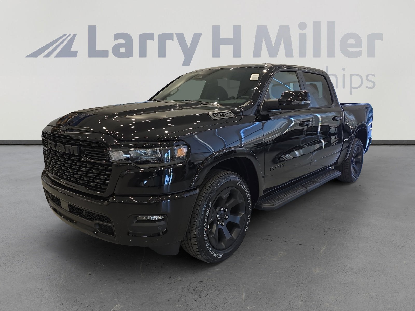 2026 RAM 1500 Big Horn/Lone Star 4x4 Crew Cab 5'7's photo