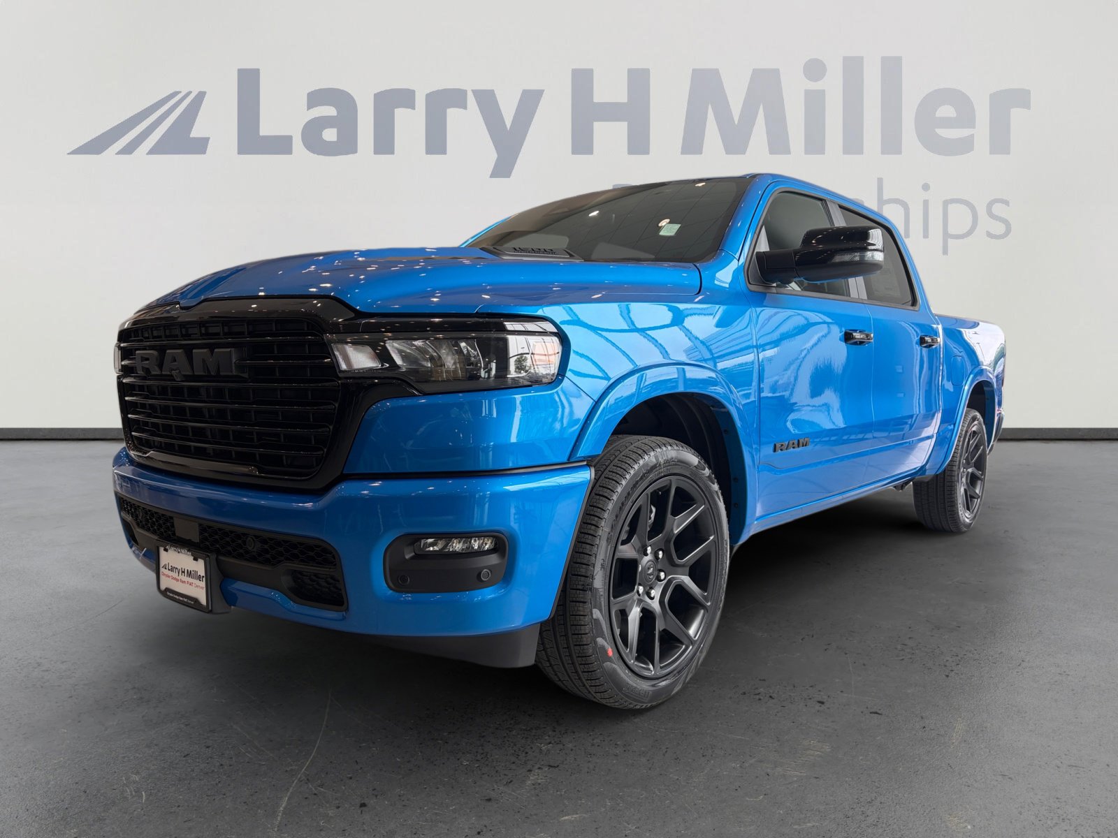 2026 RAM 1500 Laramie 4x4 Crew Cab 5'7's photo