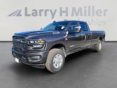 New 2025 Ram 2500 BIG HORN CREW CAB 4X4 8' BOX Pickup Denver, CO