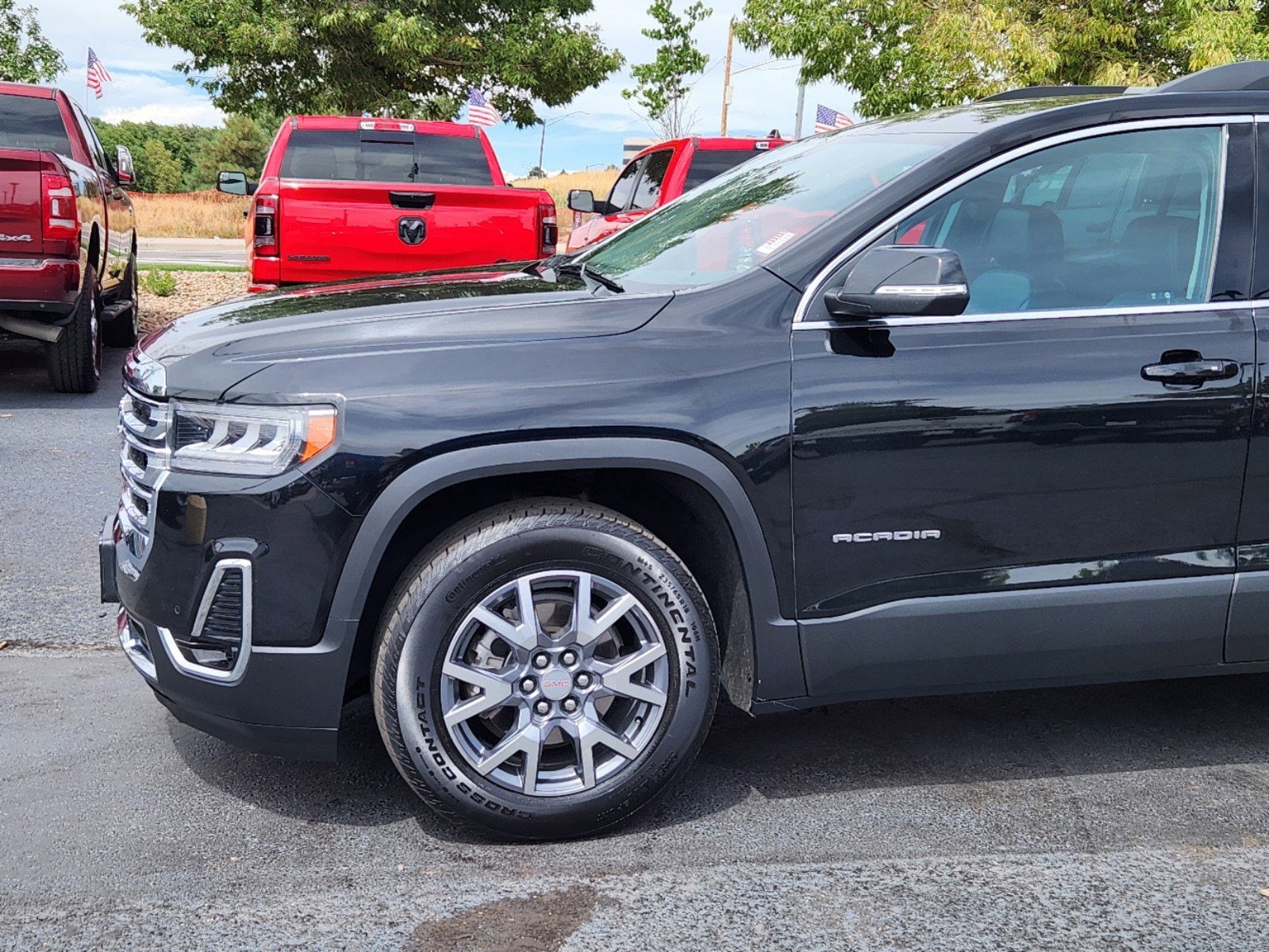 Used 2023 GMC Acadia SLT with VIN 1GKKNUL42PZ195478 for sale in Aurora, CO